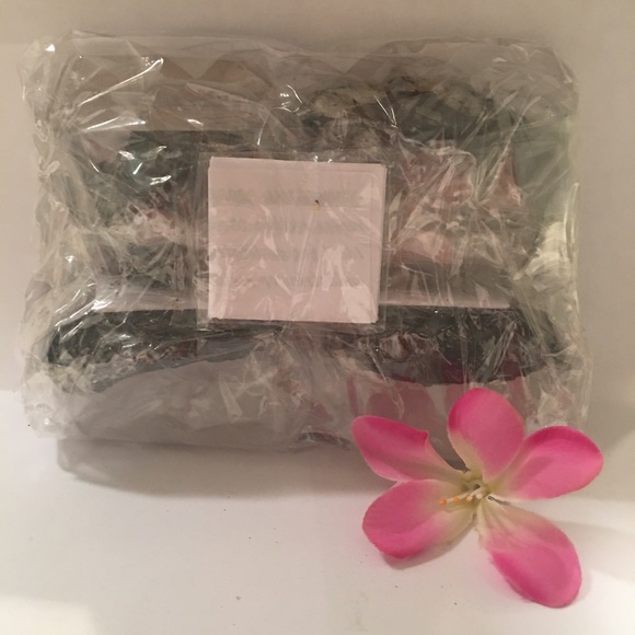 Commercial Grid System (new) - Picture 2 of 2